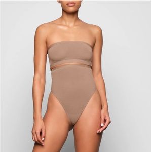 SKIMS sheer sculpt set X 2